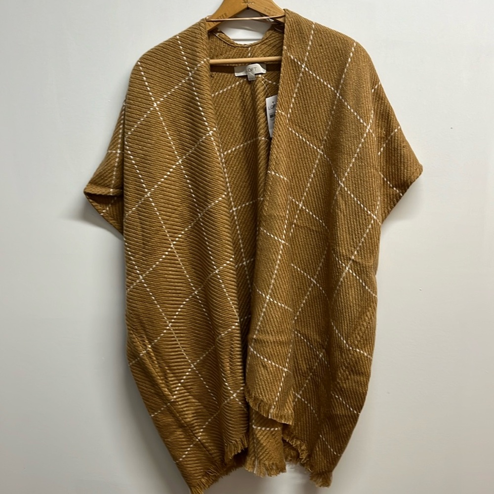 Loft Poncho